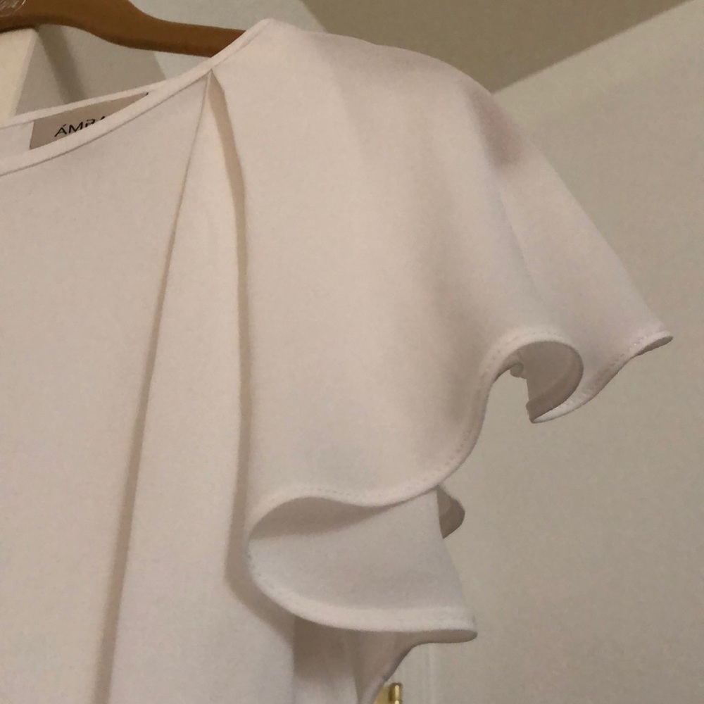 Ivory blouse - Picture 2 of 3